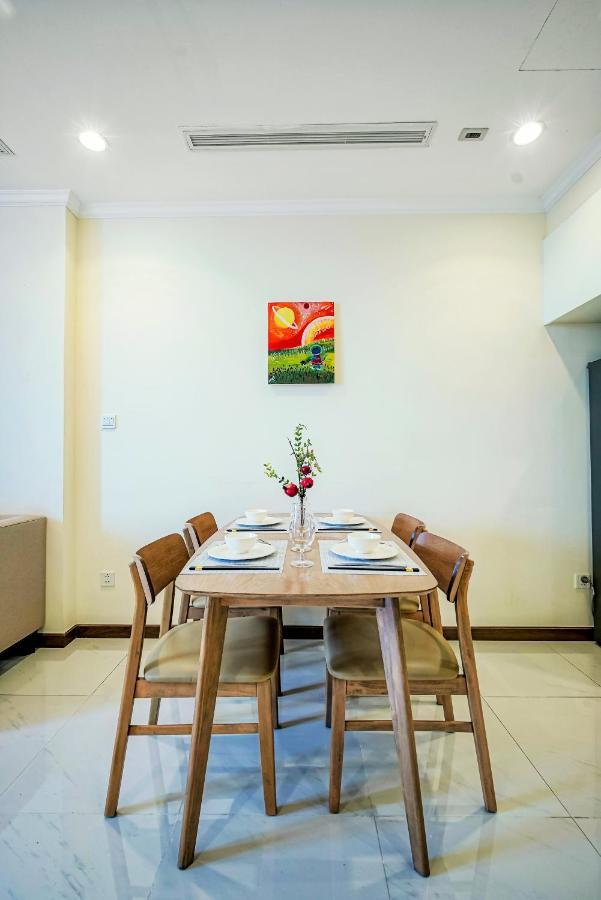 הו צ'י מין סיטי Mott Haven Apart - Vinhomes Central Park, Landmark 81 Area & Ice Rink מראה חיצוני תמונה