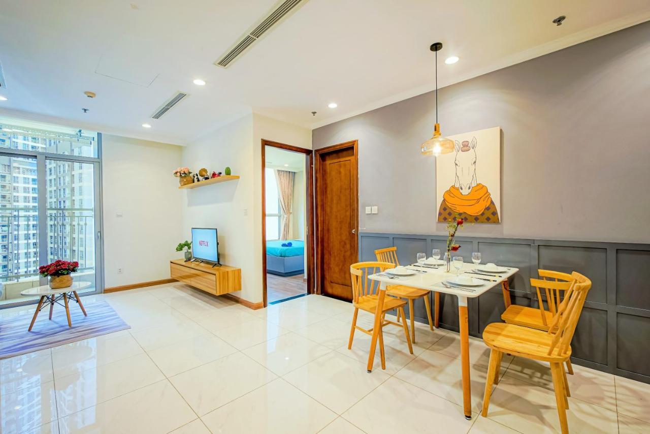 הו צ'י מין סיטי Mott Haven Apart - Vinhomes Central Park, Landmark 81 Area & Ice Rink מראה חיצוני תמונה
