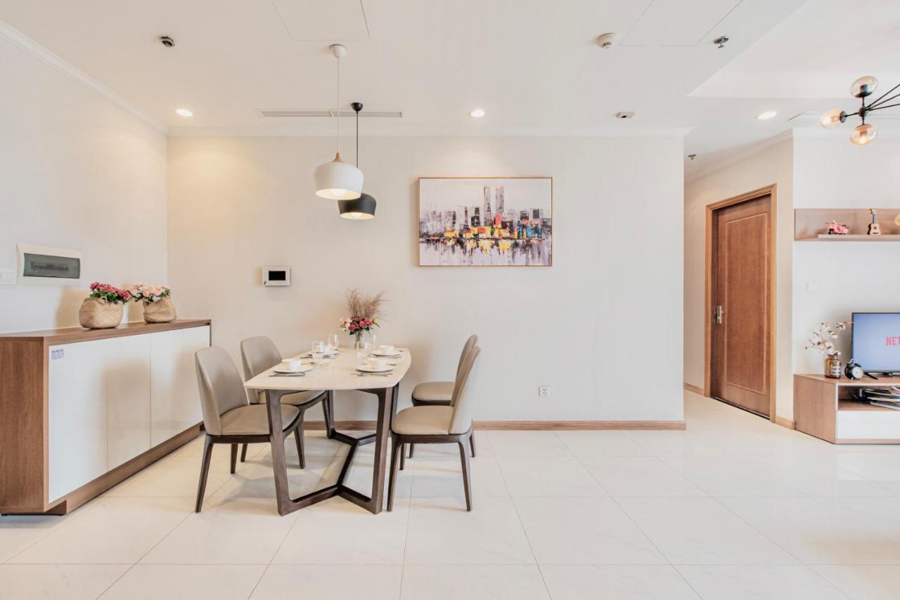 הו צ'י מין סיטי Mott Haven Apart - Vinhomes Central Park, Landmark 81 Area & Ice Rink מראה חיצוני תמונה